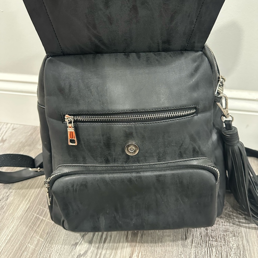 Steve Madden Backpack - Picture 3 of 6